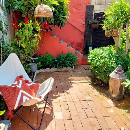Ferienwohnung A L'Ombre De La Dame Cucuron Exterior foto